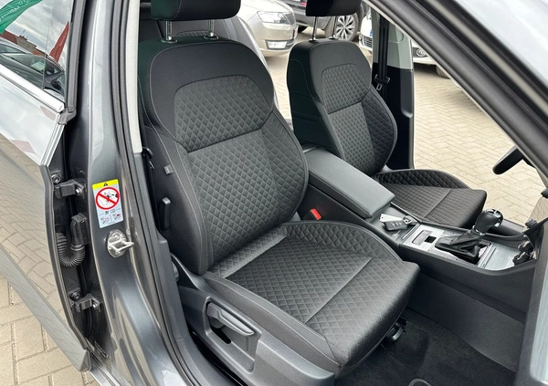 Skoda Superb cena 129000 przebieg: 19000, rok produkcji 2023 z Krzywiń małe 781